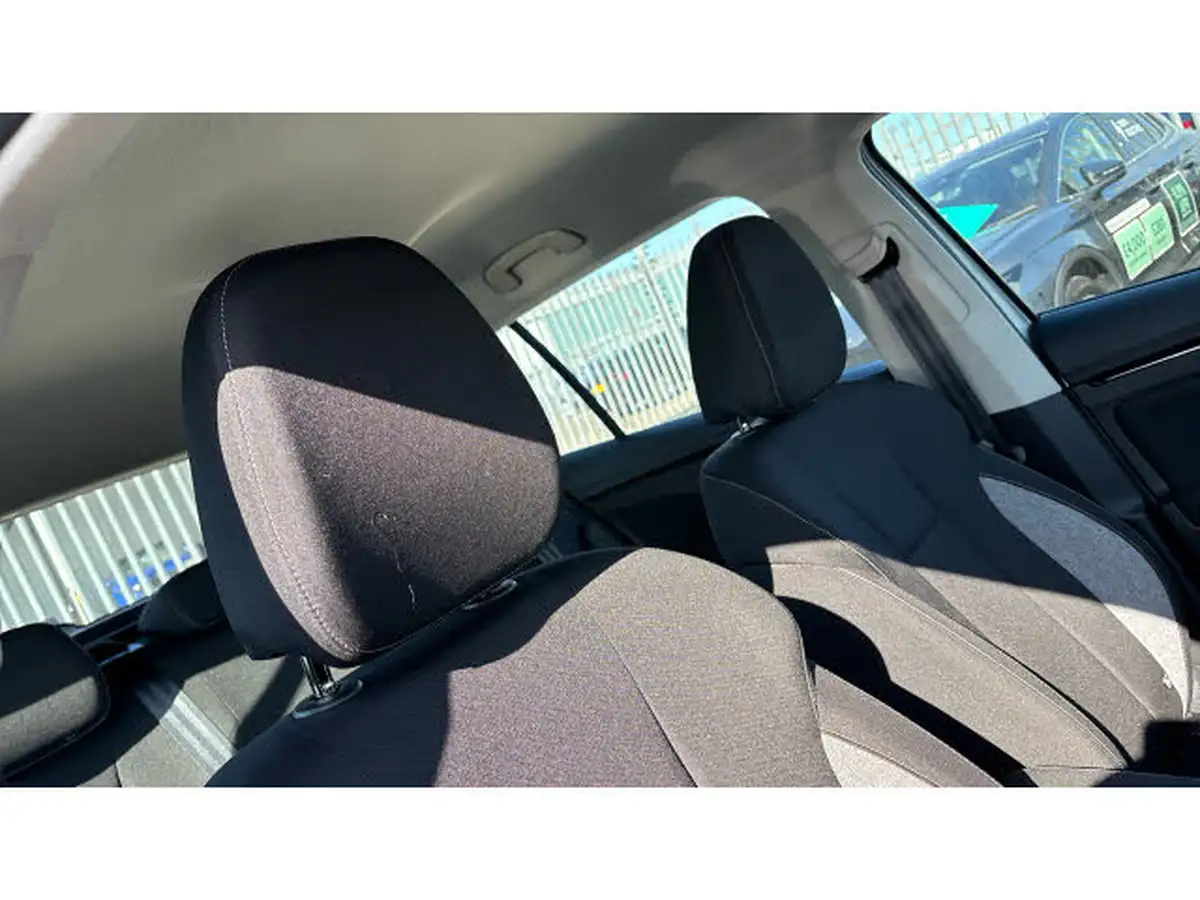 2024-skoda-kamiq-15-tsi-se-dsg-big-29