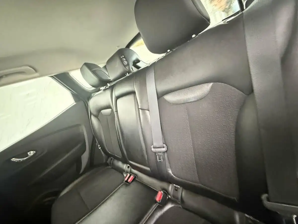 2017-renault-kadjar-12-tce-dynamique-s-nav-ss-big-16