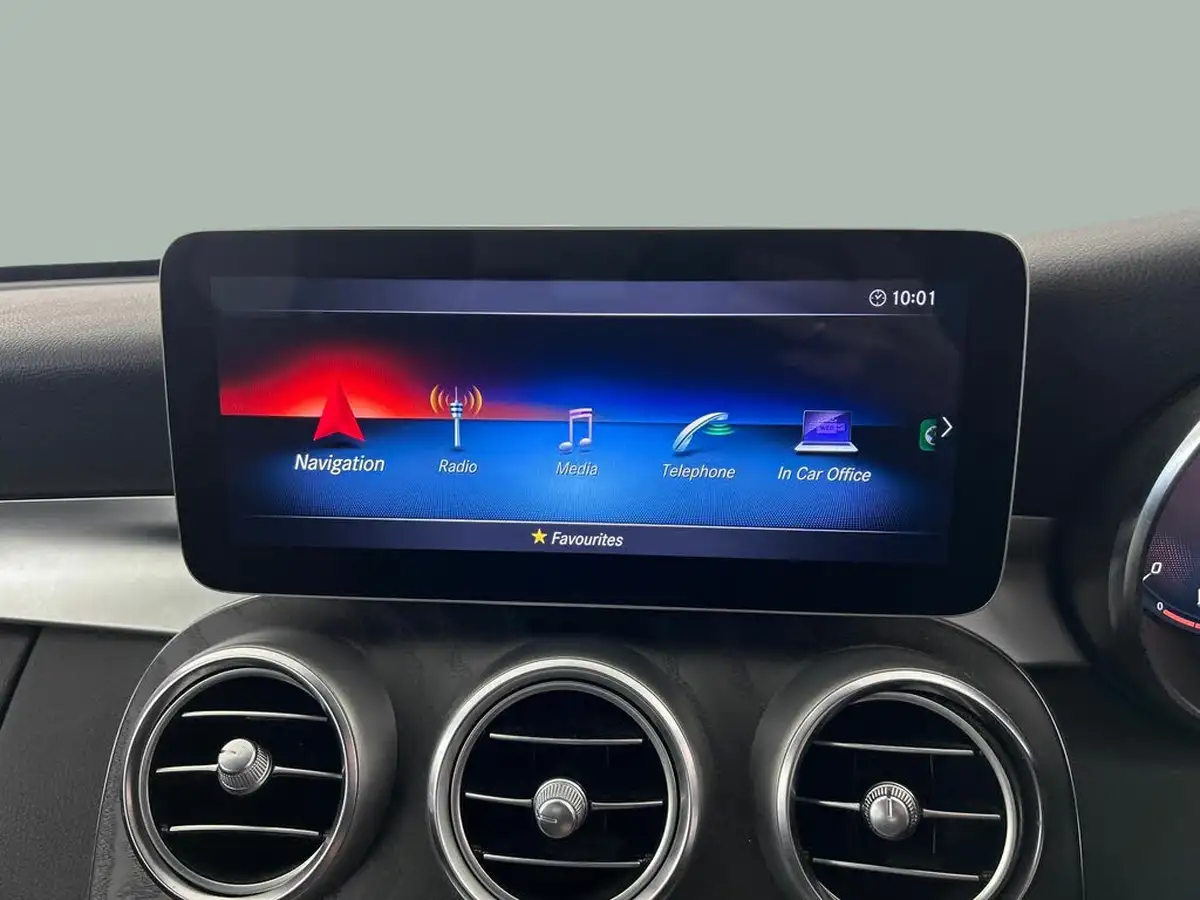 2019-mercedes-benz-c-class-15-c200-amg-line-premiumss-saloon-4d-big-25