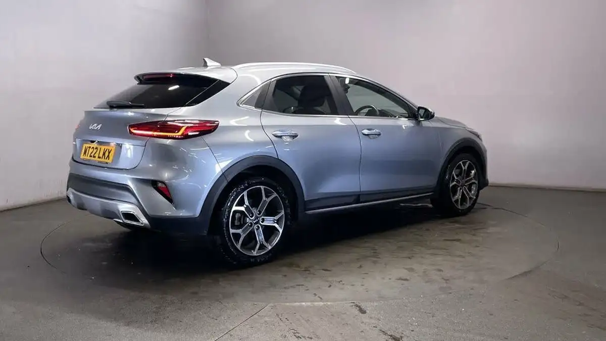 2022-kia-xceed-10-t-gdi-connect-big-7