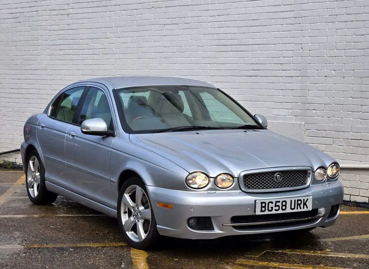 2008-jaguar-x-type-22td-sovereign-dpf-saloon-4d-auto-big-1