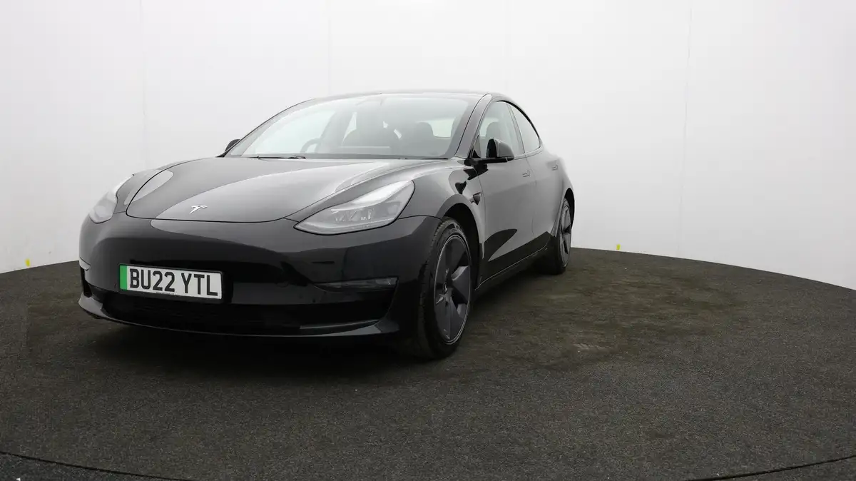 2022-tesla-model-3-e-long-range-big-57