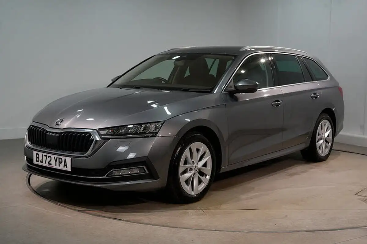 2022-skoda-octavia-15-tsi-se-l-estate-big-6