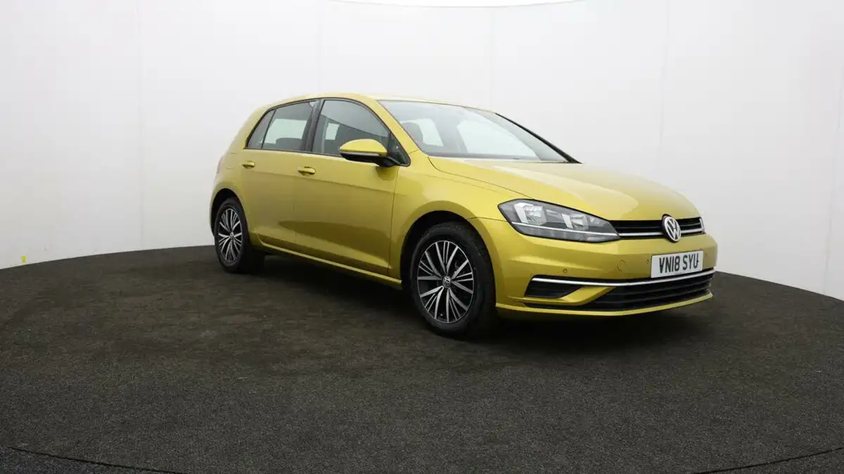 2018-volkswagen-golf-20tdi-se-nav-bmtss-hatchback-5d-dsg-big-39