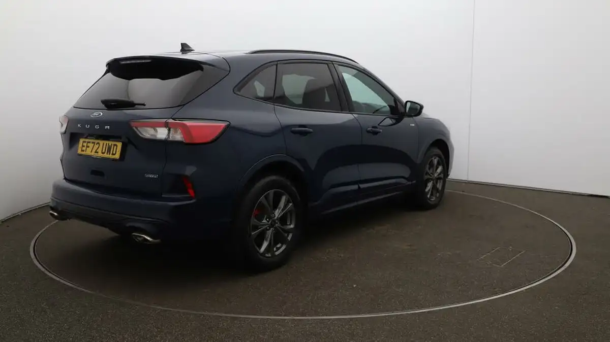 2023-ford-kuga-big-46