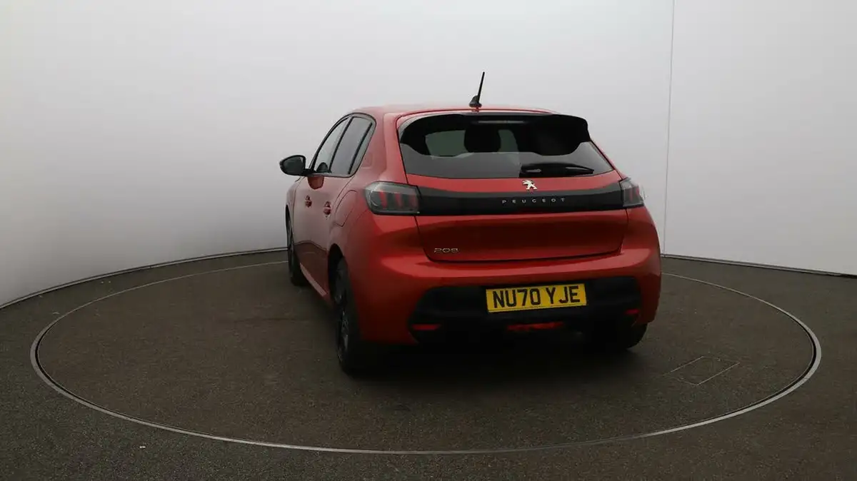 2020-peugeot-208-12-puretech-allure-100bhp-eat8-big-51