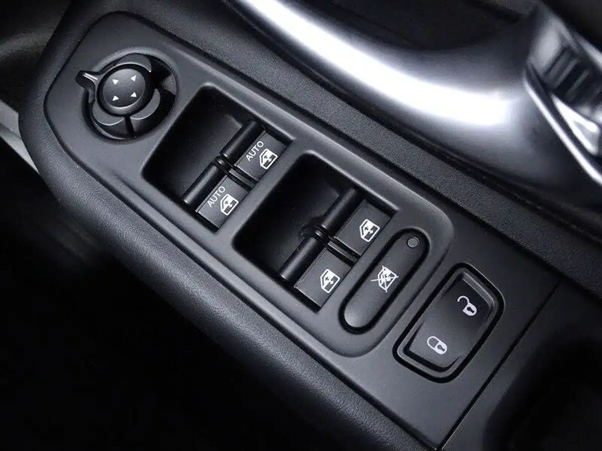 2016-jeep-renegade-16-multijet-ii-limited-ss-big-27
