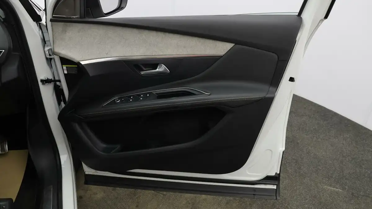2021-peugeot-3008-suv-16-puretech-gt-premium-225bhp-hybrid-e-eat8-big-14