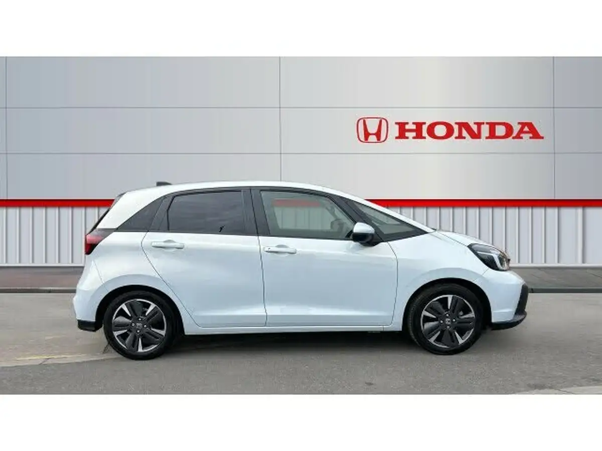 2023-honda-jazz-15-i-mmd-advance-big-4