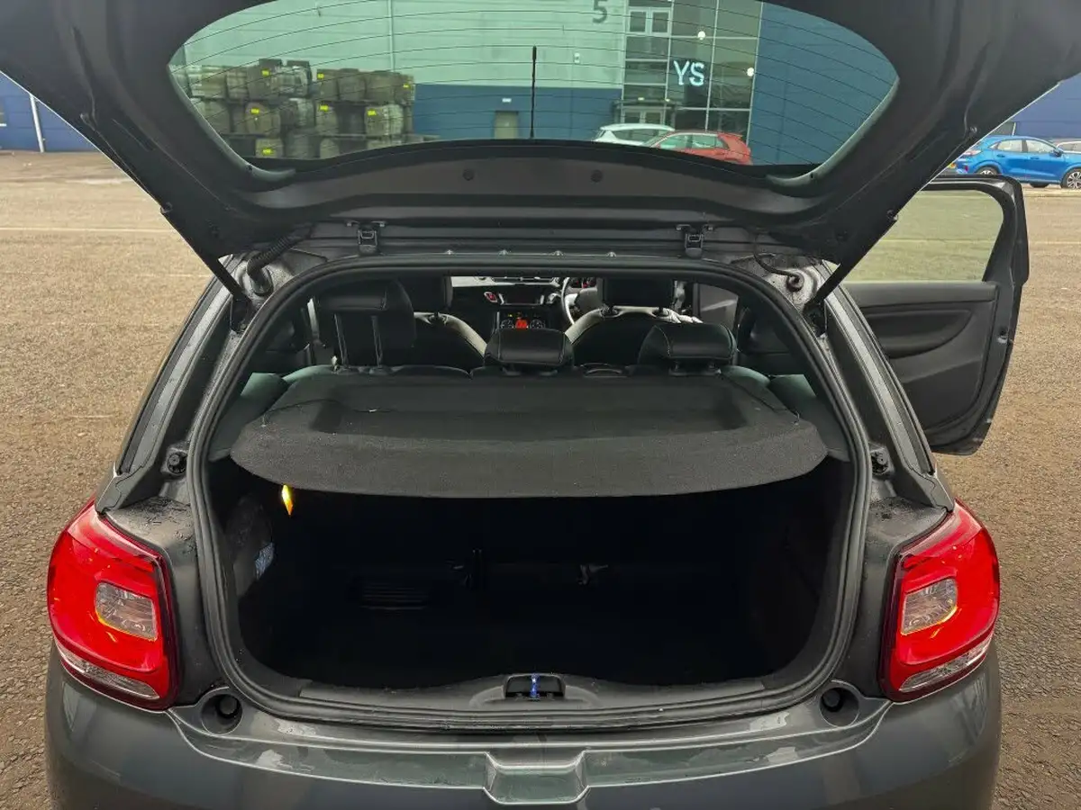 2013-citroen-ds3-16-dstyle-plus-vti-big-10