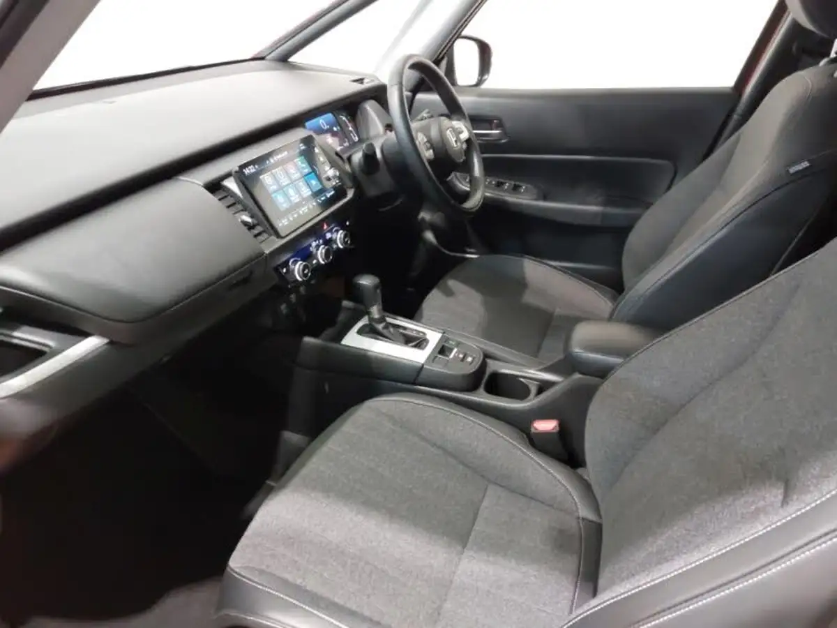 2022-honda-jazz-15-i-mmd-ex-107ps-big-4