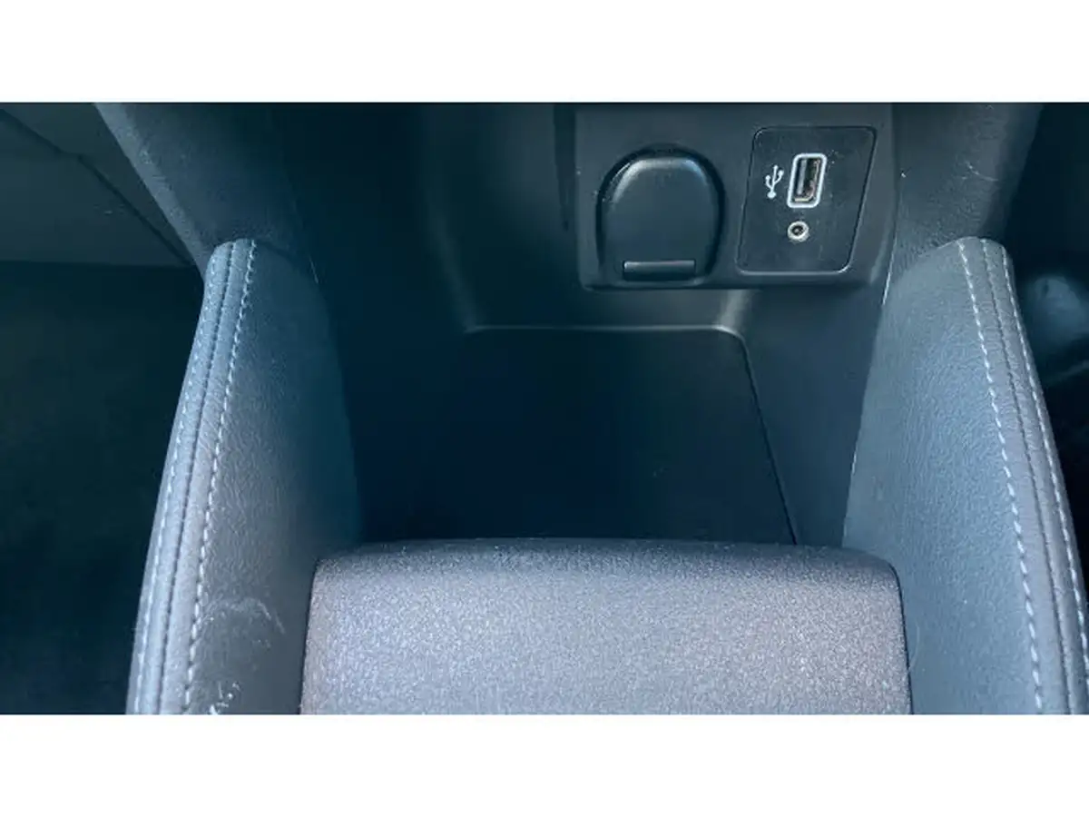 2021-nissan-micra-10-ig-t-acenta-big-44