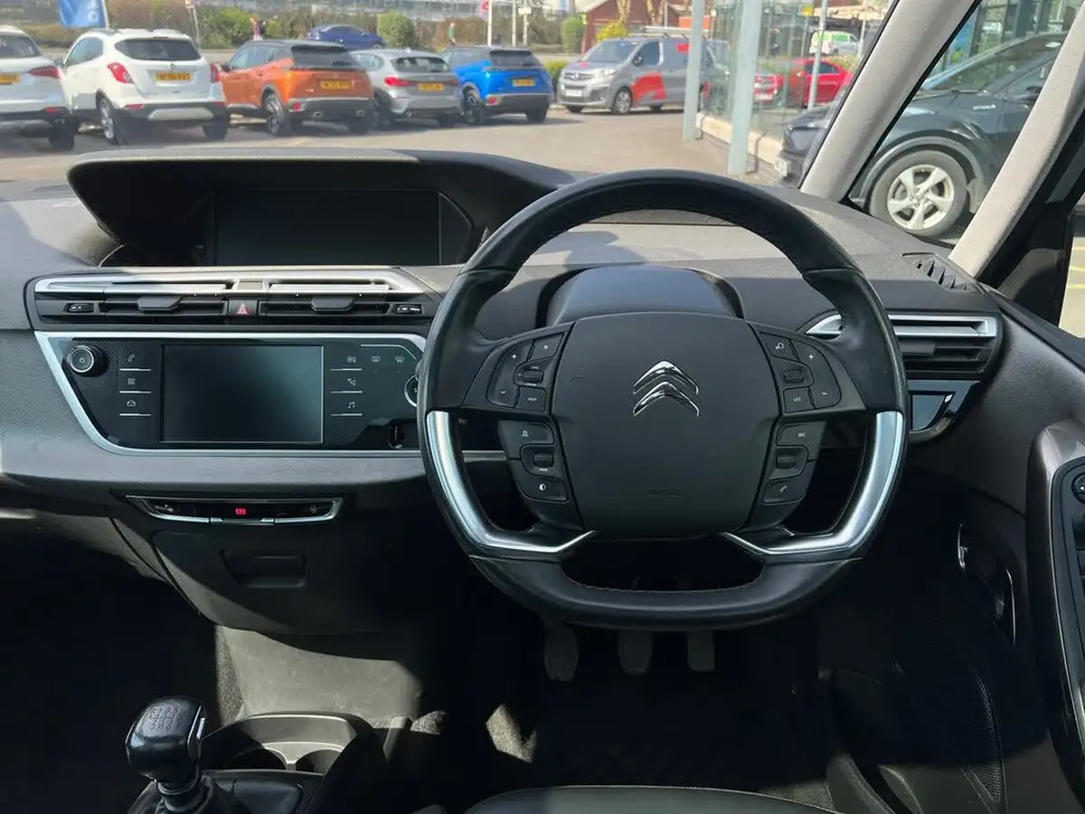 2021-citroen-grand-c4-spacetourer-15bluehdi-shine-big-14