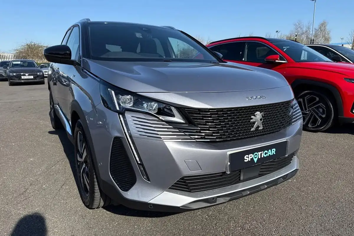 2024-peugeot-3008-suv-12-puretech-gt-136ps-hybrid-e-dsc6-big-8