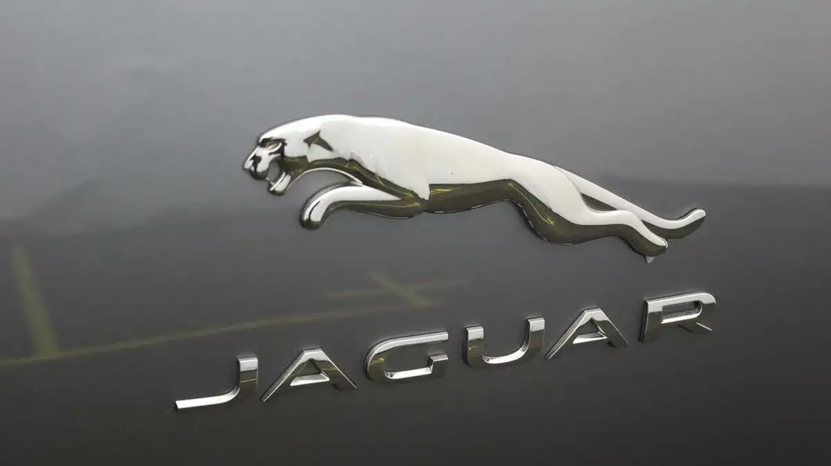 2021-jaguar-i-pace-ev400-hse-big-20
