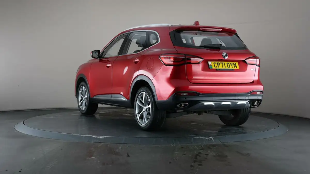 2022-mg-hs-15t-gdi-excite-162ps-big-60