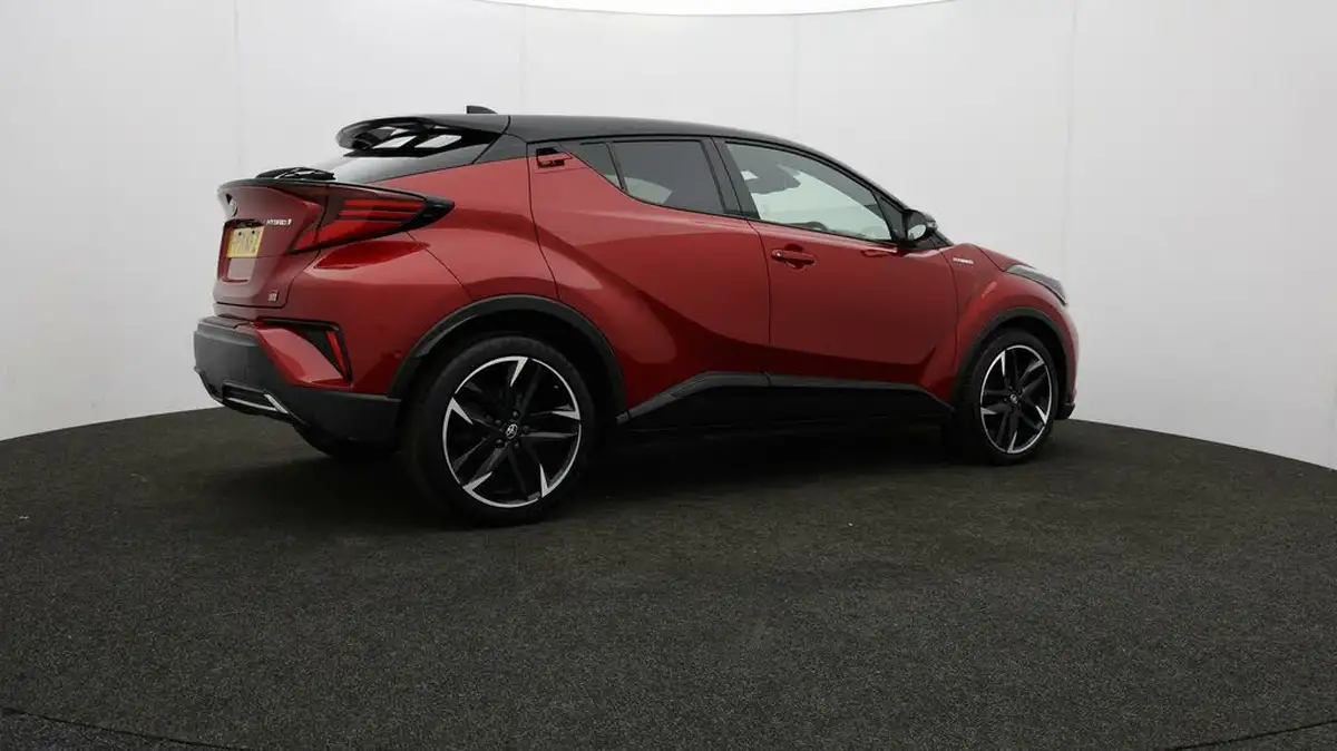2021-toyota-c-hr-18-vvt-i-gr-sport-big-26