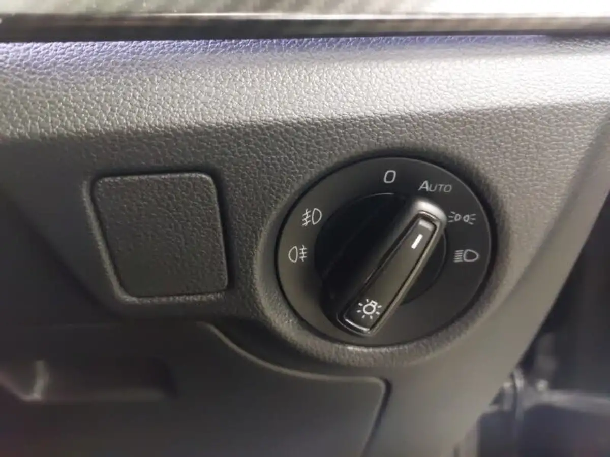 2023-skoda-kamiq-10-tsi-monte-carlo-110ps-big-9