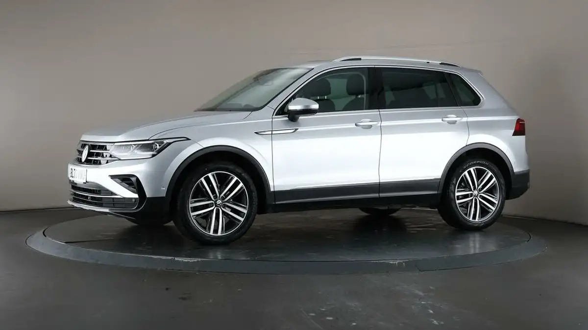 2020-volkswagen-tiguan-15-tsi-elegance-big-32