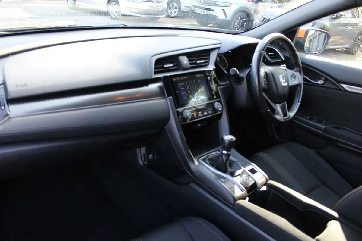 2018-honda-civic-15-vtec-turbo-sport-ss-big-1