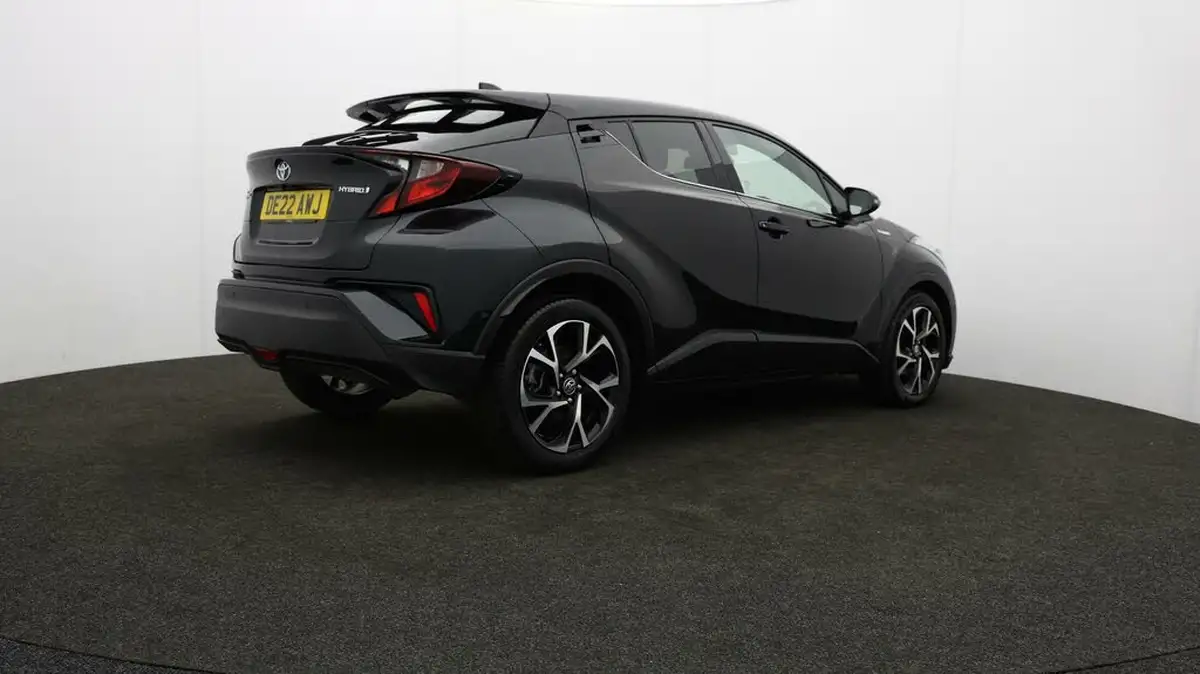 2022-toyota-c-hr-18-vvt-i-design-big-28