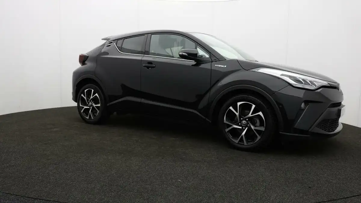 2022-toyota-c-hr-18-vvt-i-design-big-55
