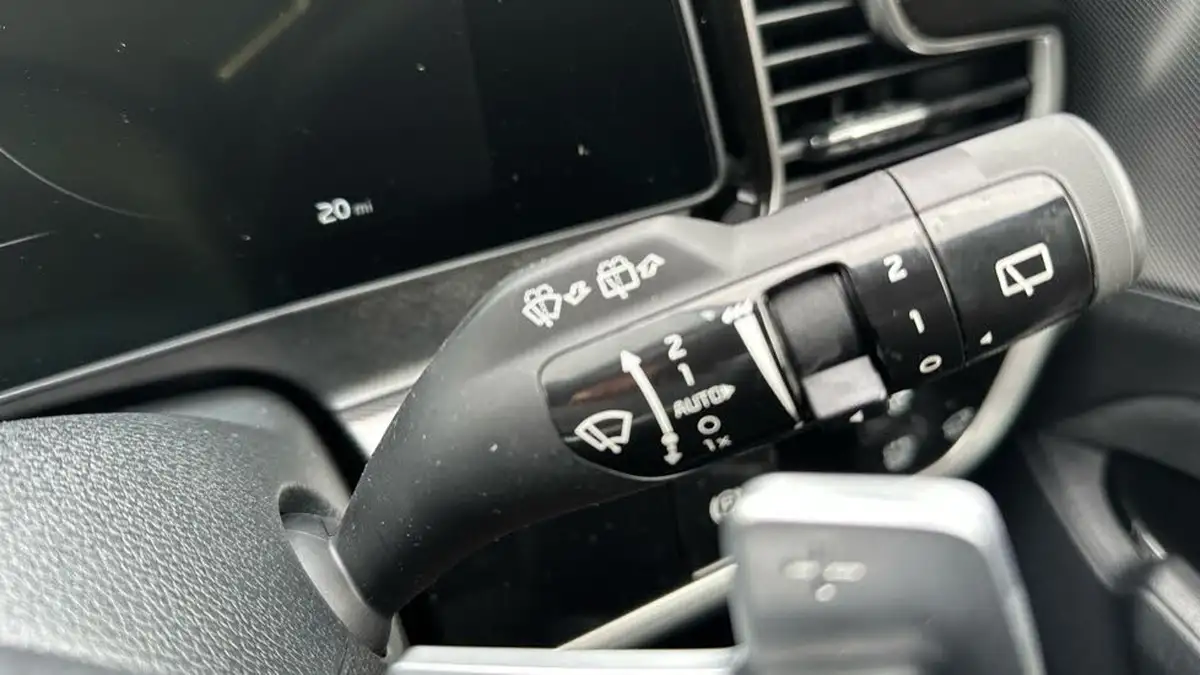 2025-kia-sportage-16-t-gdi-gt-line-s-207bhp-hev-auto-big-16