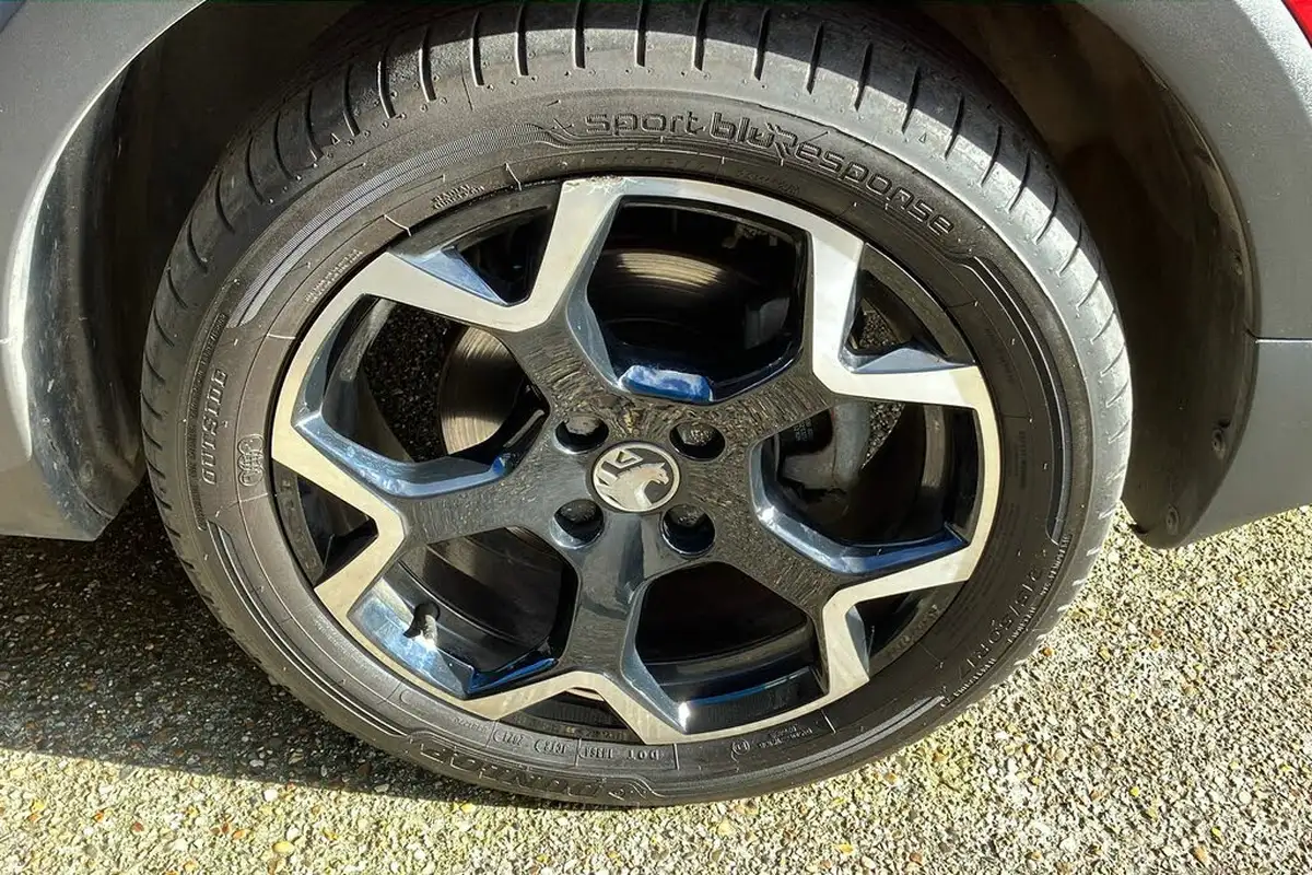2021-vauxhall-crossland-12-ultimate-nav-auto-big-7