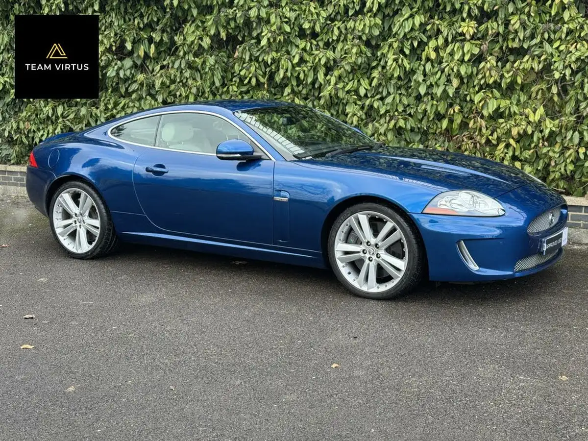 2009-jaguar-xkr-50-coupe-big-20