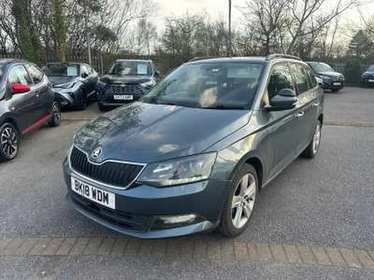 2018-skoda-fabia-10-tsi-se-l-95ps-estate-big-1
