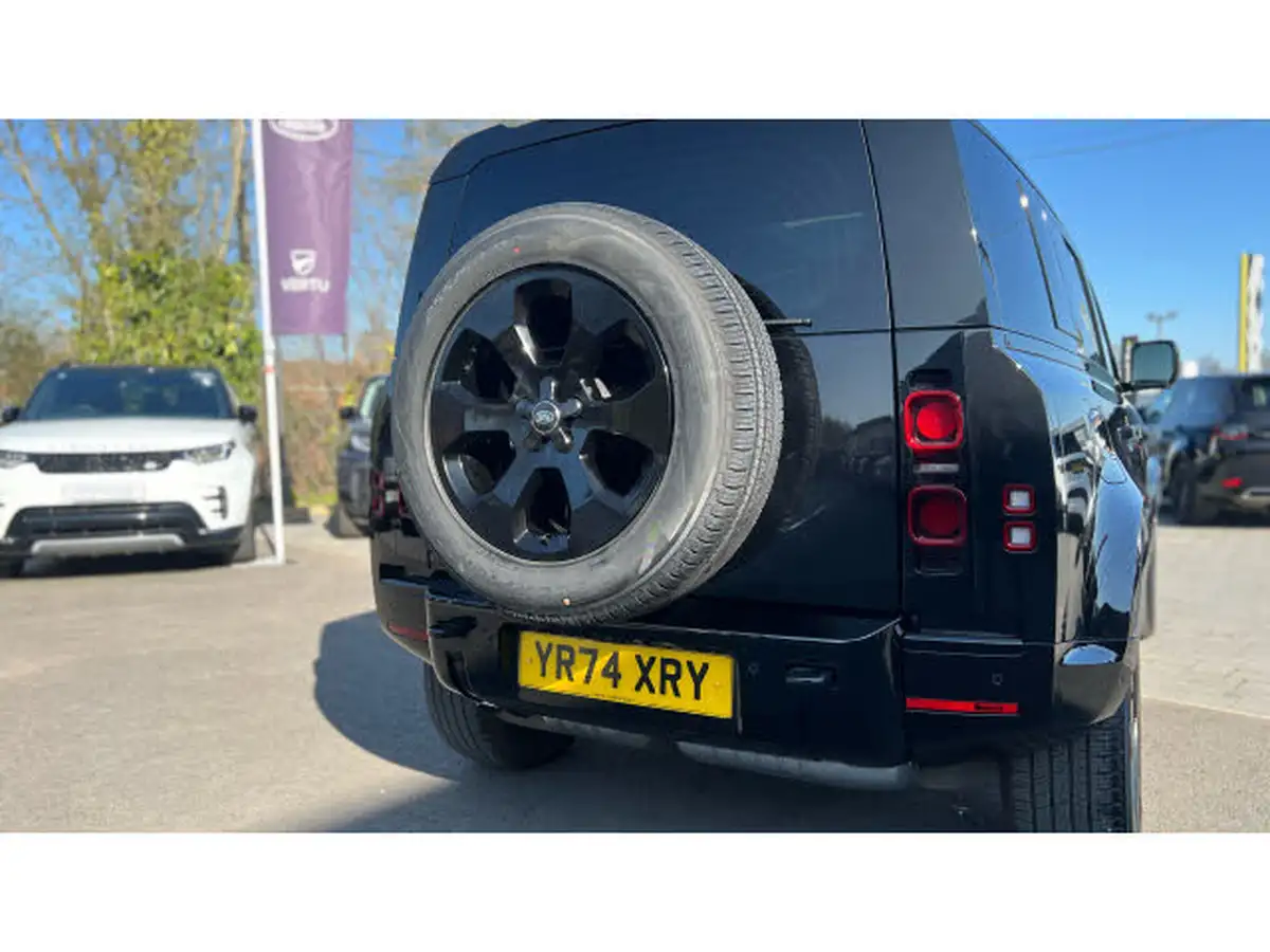2024-land-rover-110-defender-30-d350-x-dynamic-se-big-28