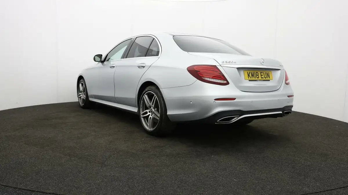 2018-mercedes-benz-e-class-30d-e350d-amg-line-premiumss-saloon-4d-4matic-big-70