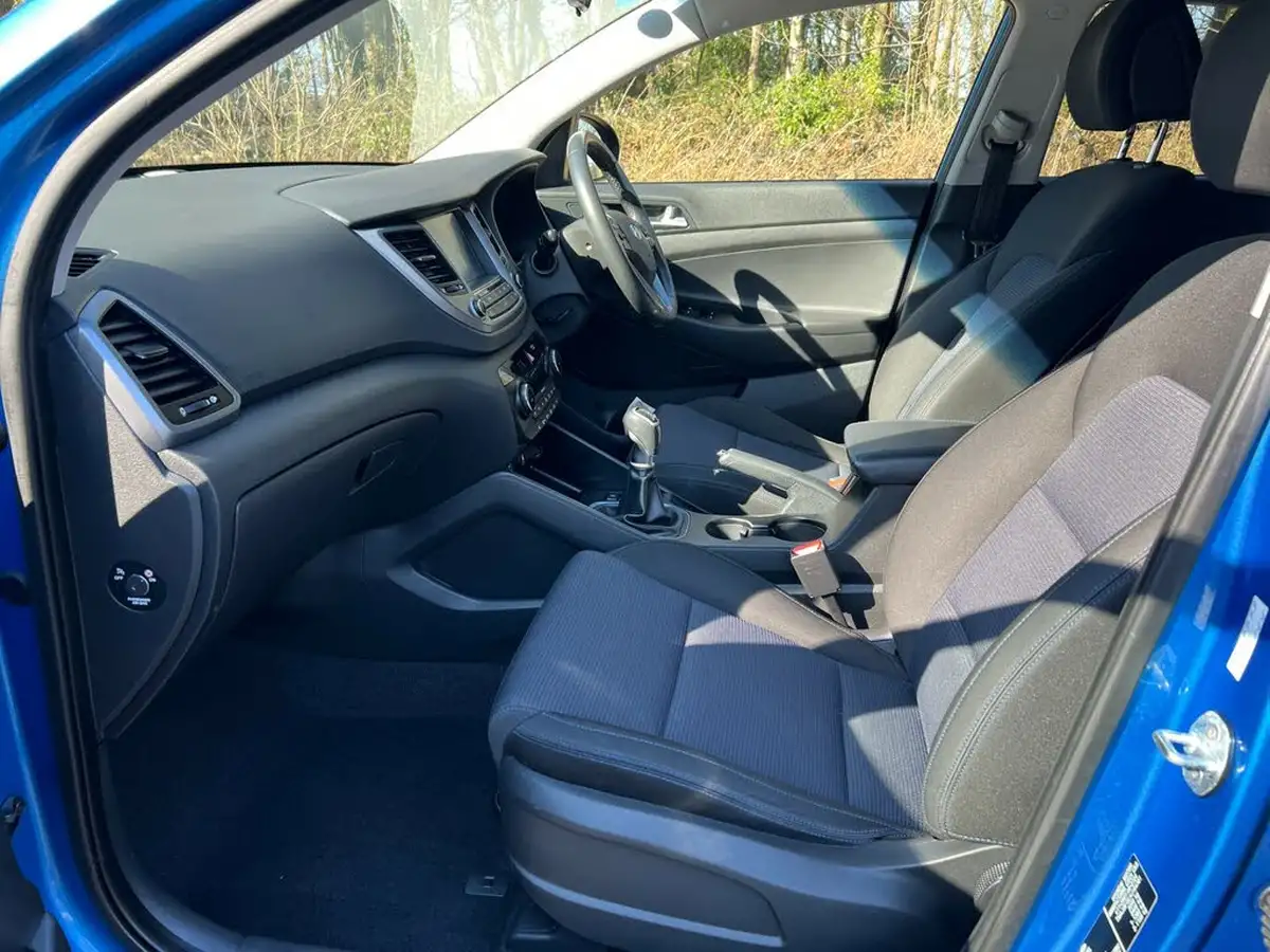 2016-hyundai-tucson-17crdi-blue-drive-se-nav-116ps-big-22