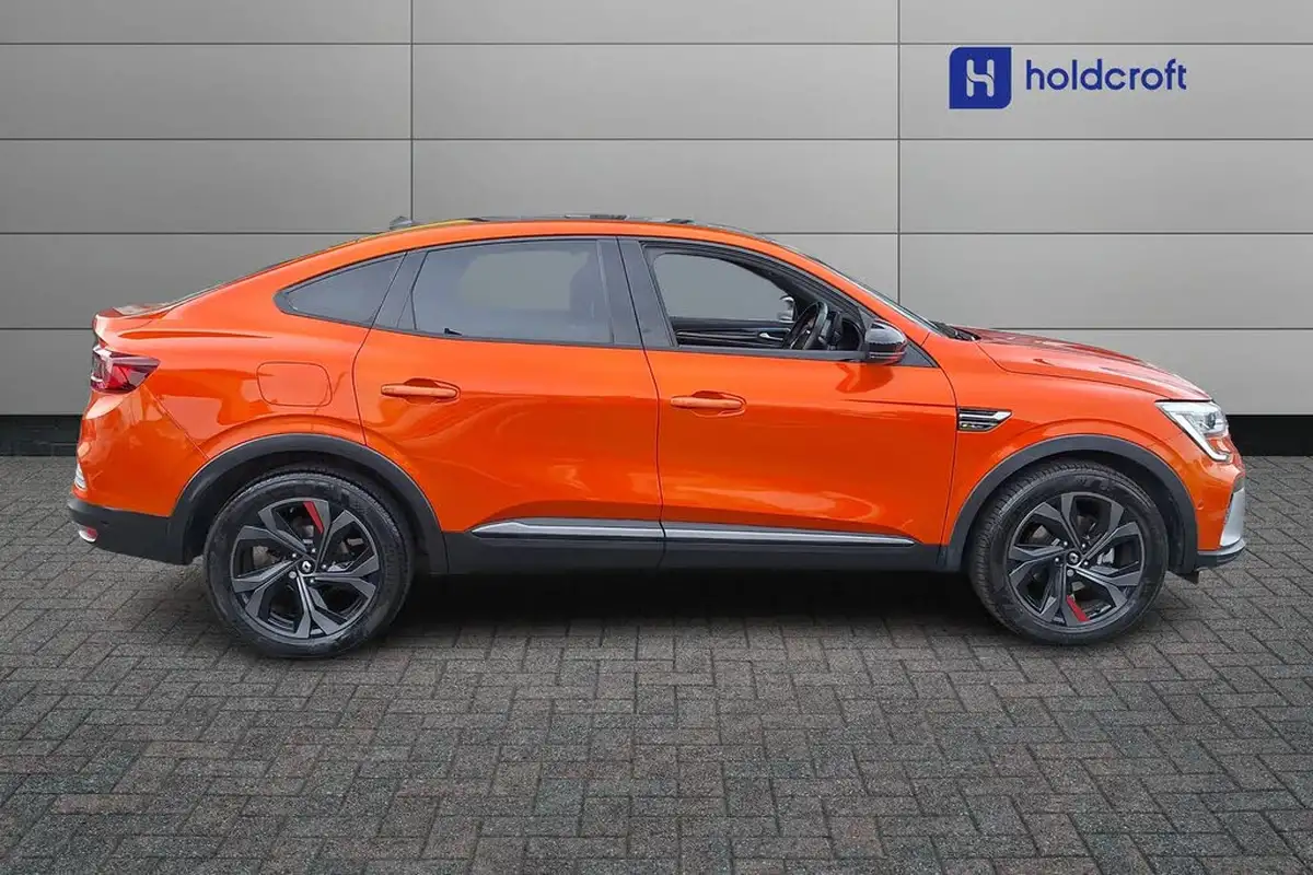 2022-renault-arkana-16-rs-line-big-4
