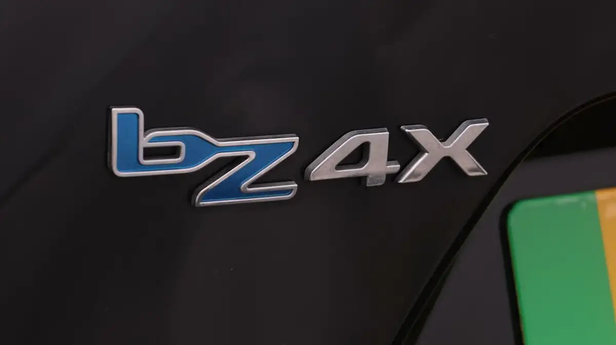 2024-toyota-bz4x-e-motion-201bhp-11kw-obc-big-22