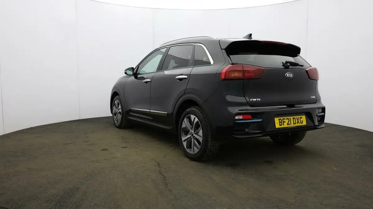 2021-kia-e-niro-ev-4-big-35