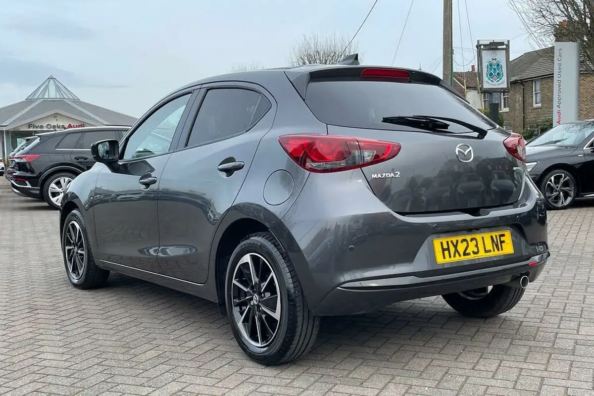 2023-mazda-mazda2-15-e-skyactiv-g-homura-aka-115ps-big-5