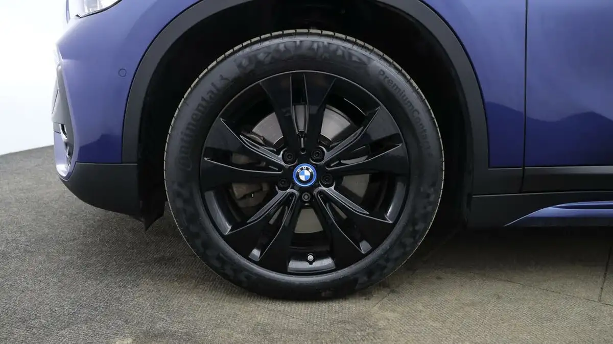 2022-bmw-x1-15-xdrive-25e-phev-sport-big-17