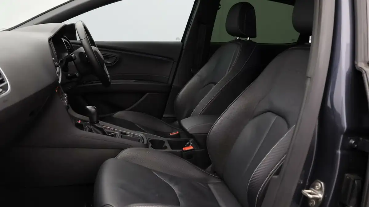 2019-seat-leon-20-tsi-cupra-lux-big-13