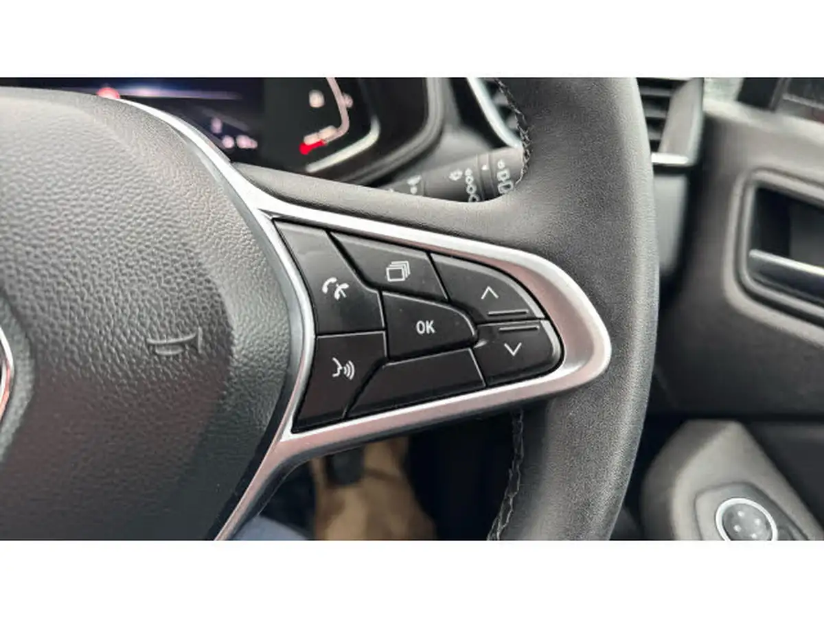 2022-renault-clio-10-tce-evolution-big-28
