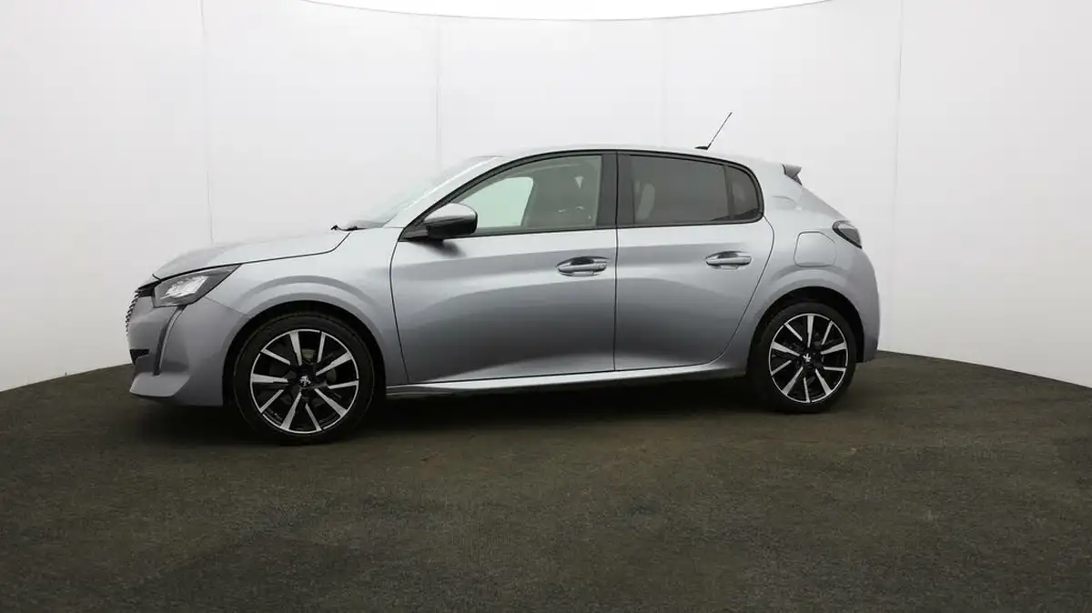 2020-peugeot-208-12-puretech-allure-100bhp-big-25