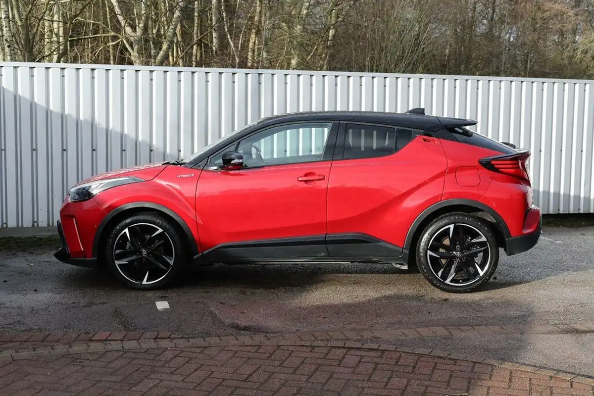 2021-toyota-c-hr-18-vvt-i-gr-sport-big-16