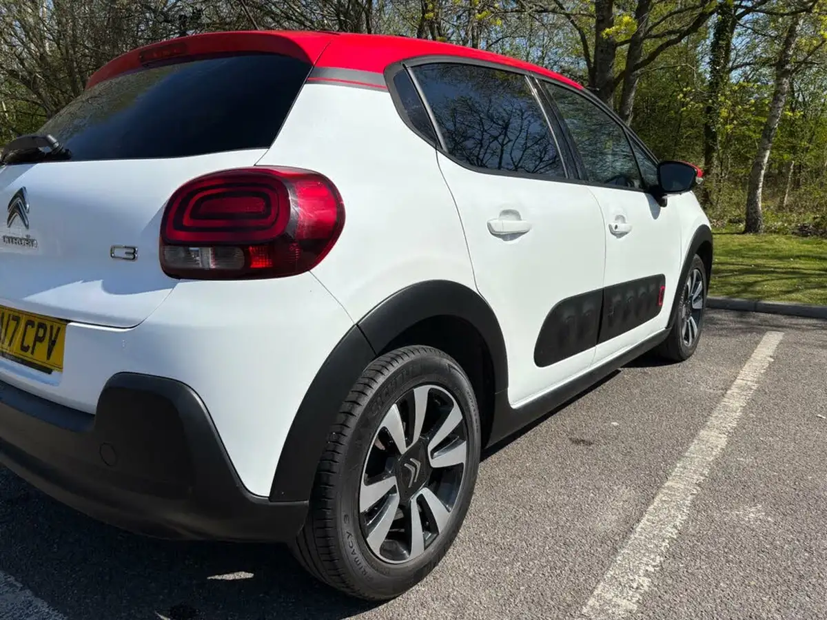 2017-citroen-c3-12-puretech-flair-82ps-big-32