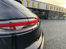 2024-porsche-macan-20-small-30