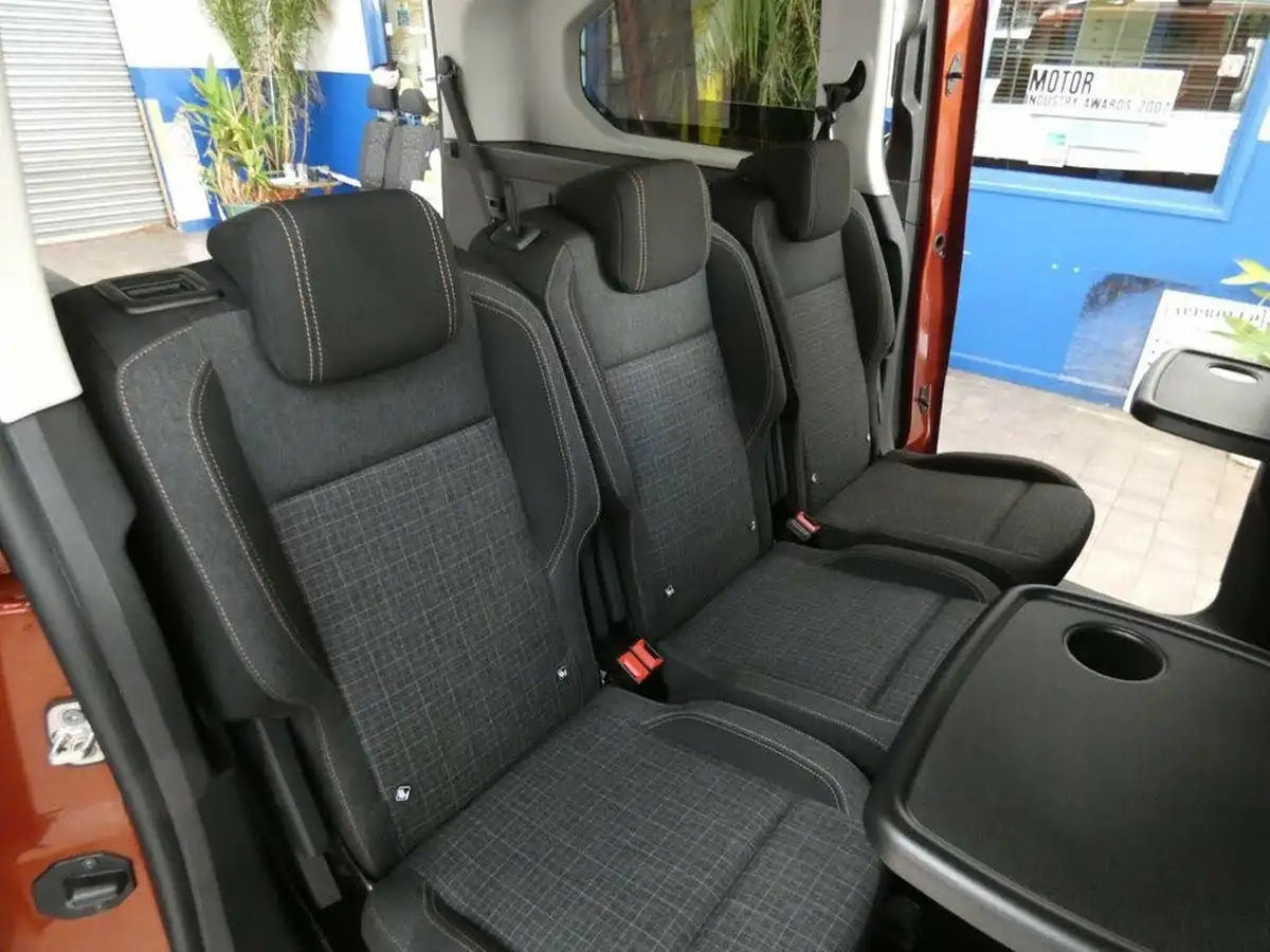 2020-peugeot-rifter-15-bluehdi-gt-line-130bhp-longss7-seats-eat8-big-45