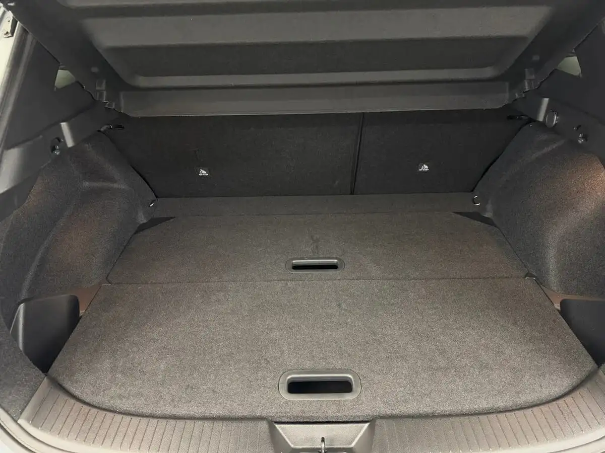 2024-nissan-qashqai-15-tekna-big-10