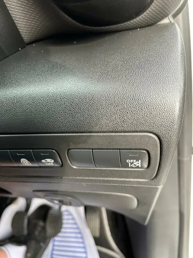 2019-citroen-c3-aircross-12-puretech-flair-130ps-ss-big-39