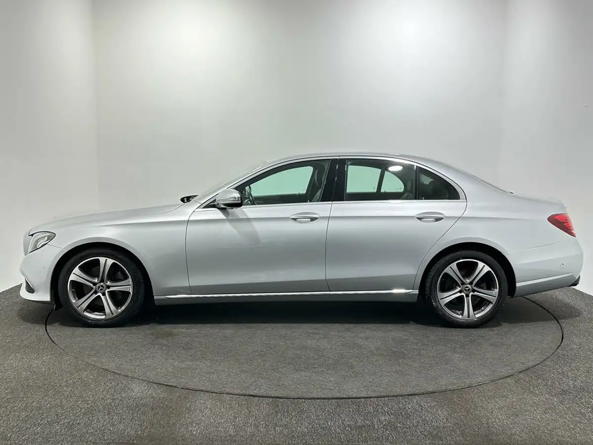 2018-mercedes-benz-e-class-20d-e220d-se-ss-saloon-4d-big-3