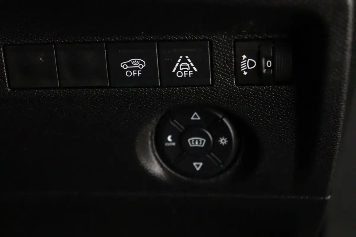 2021-citroen-c4-12-puretech-shine-130ps-big-14