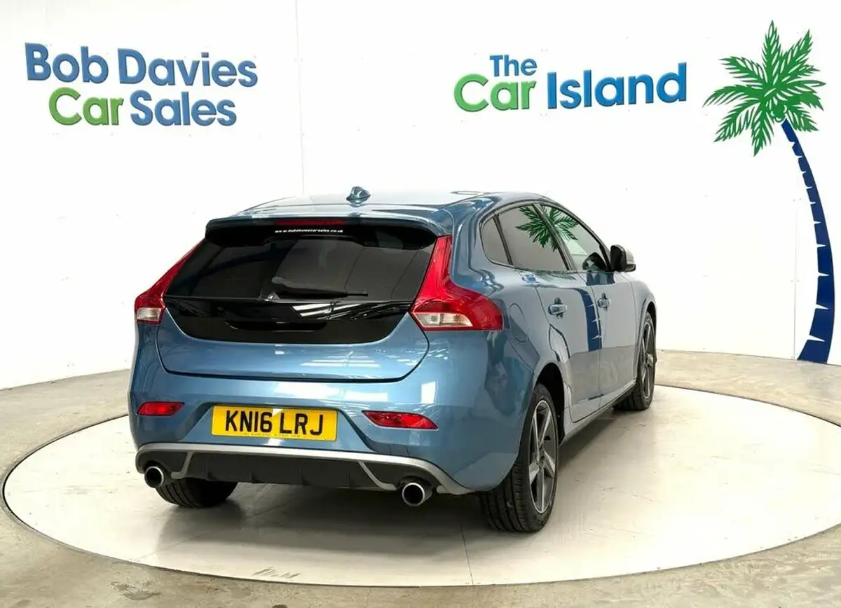 2016-volvo-v40-20td-r-design-d4-190bhp-nav-ss-1969cc-big-7